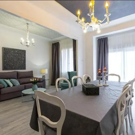 Apartment Nice, Cozy, Up To 6, Fcb Stadium, Free Parking Barcelona