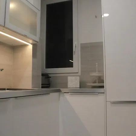 Apartment Nice, Cozy, Up To 6, Fcb Stadium, Free Parking Barcelona